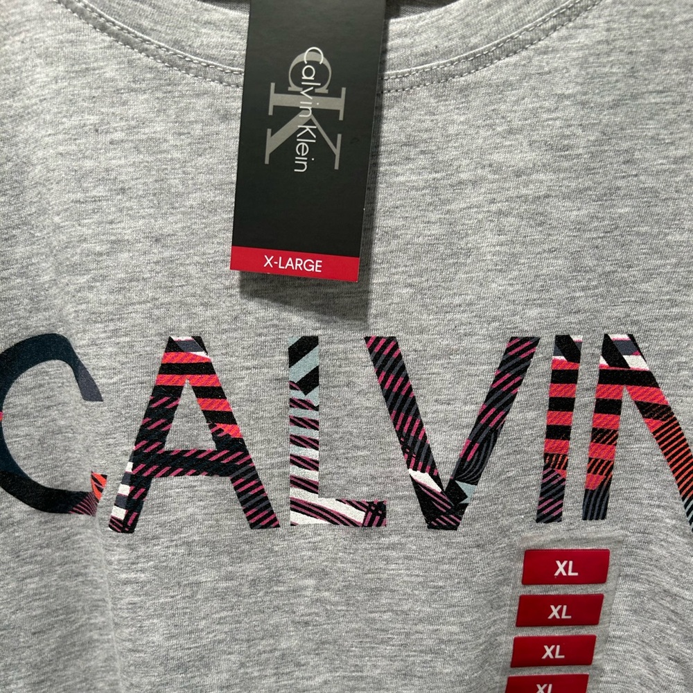 Calvin Klein t shirt